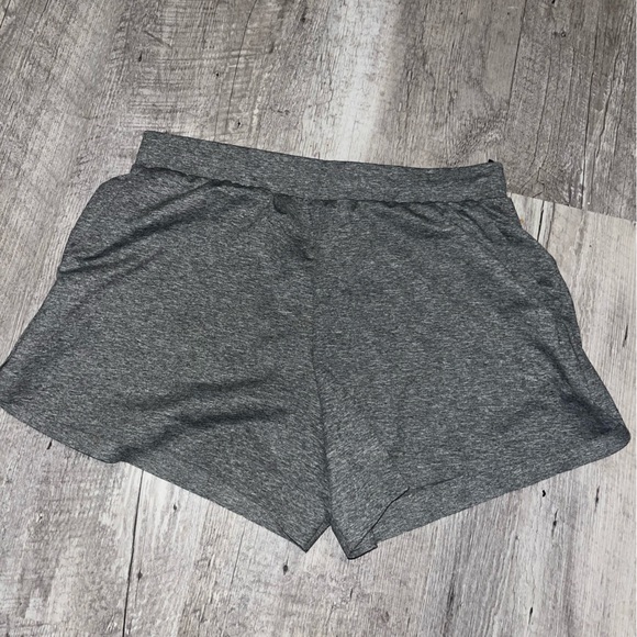 (✨ 3 for $15) Uniqlo Airism Shorts - Picture 1 of 3